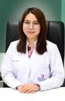 แพทย์หญิง กรกนก สุตพันธ์